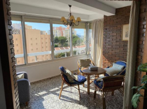 Nice and sunny Poniente beach apartment
